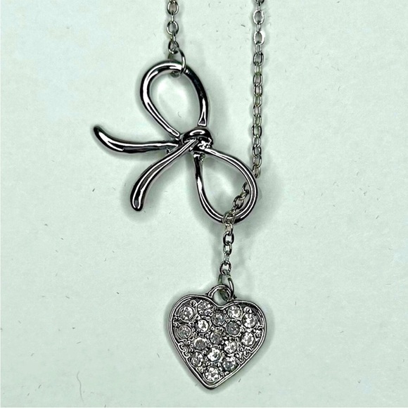 Swarovski Crystal Heart & Bow Necklace | New With Tag and Jewelry Box - Picture 5 of 6